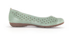Ballerina da donna traforata '24.169.33' - Verde - ChaplinshoesBallerina traforata da donna '24.169.33' - GreenGabor