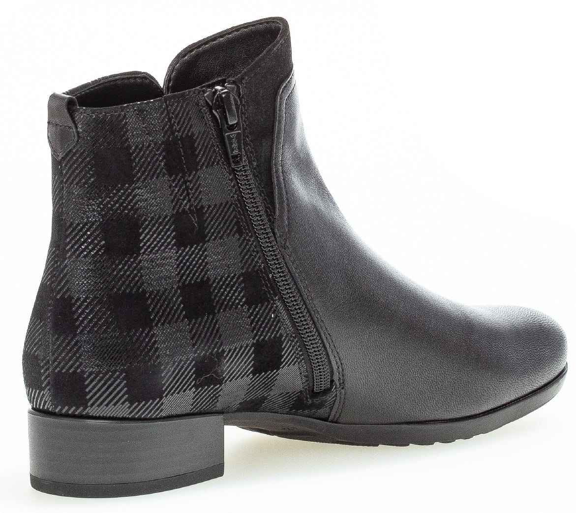 '72.712.37' bota de corte ancho (H) para mujer - Negro - Chaplinshoes'72.712.37' bota de mujer de corte ancho (H) - BlackGabor