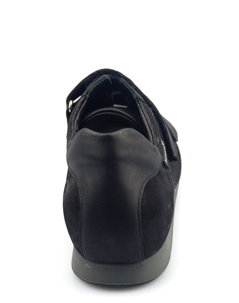 Sneaker da donna con cinturino 'Bea' - nera - ChaplinshoesSneaker da donna con cinturino "Bea" - neraMephisto