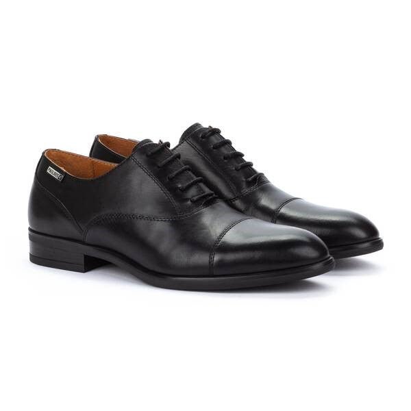 Zapato urbano elegante con cordones para hombre 'Bristol' - Negro - ChaplinshoesZapato smart city con cordones para hombre 'Bristol' - NegroPikolinos