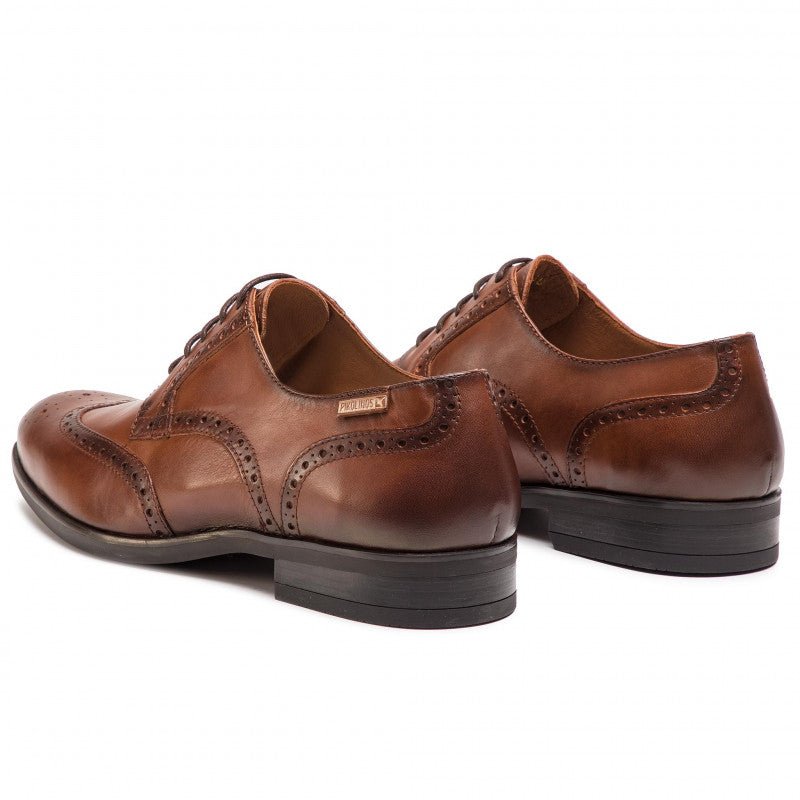 Zapato elegante con cordones para hombre 'Bristol' - Cuero marrón - ChaplinshoesZapato de vestir con cordones para hombre 'Bristol' - Cuero marrónPikolinos