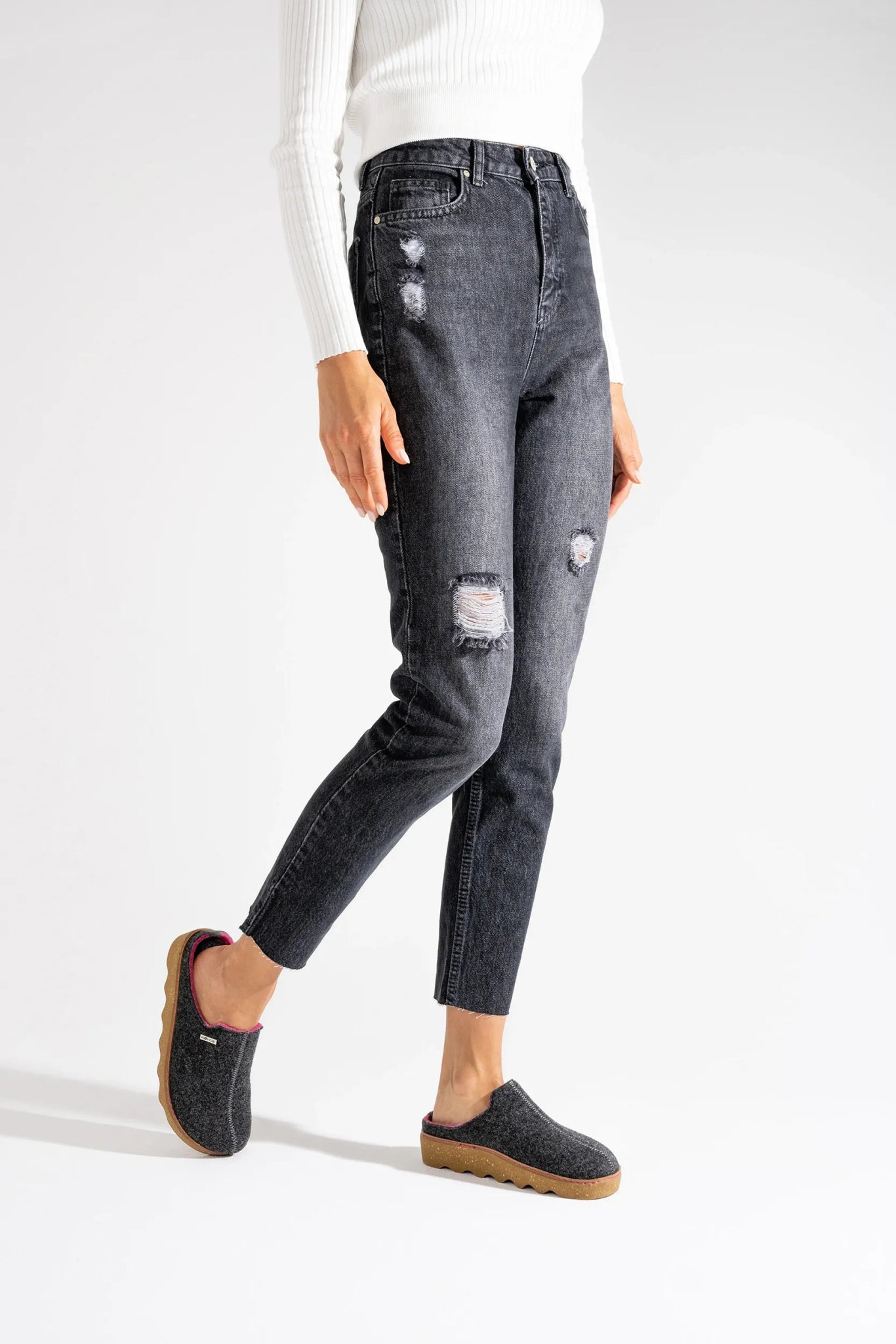 Zapatilla de interior para mujer 'Foggia - D' - Oscuro - gris - ChaplinshoesZapatilla de interior para mujer 'Foggia - D' - Oscuro - grisRohde