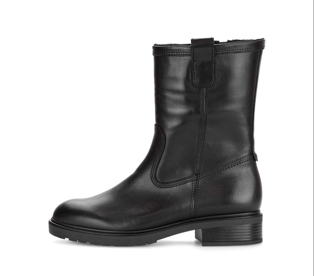 '8010.01.001' women's leather ankle boots - black
