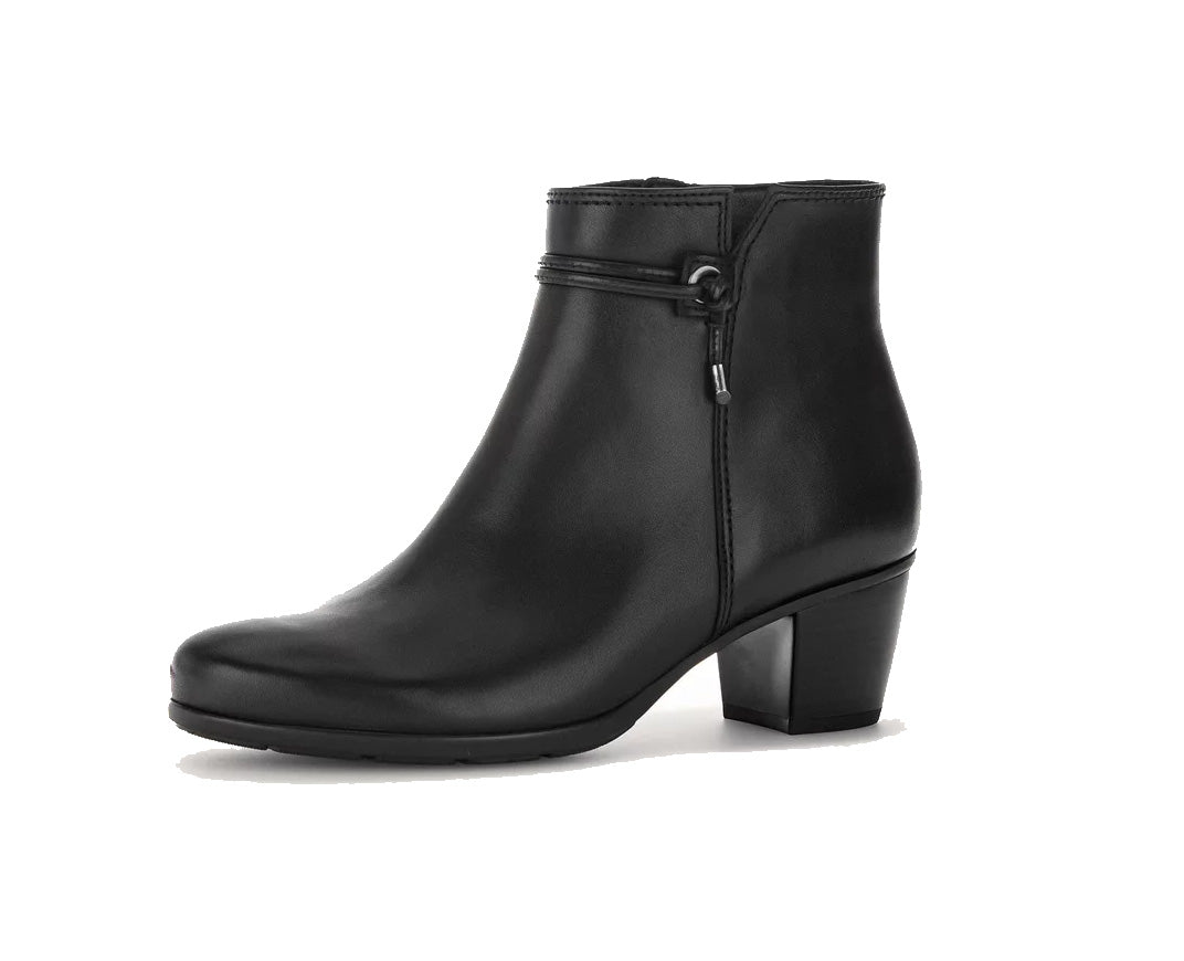 '75.522.27' women's ankle boot - black