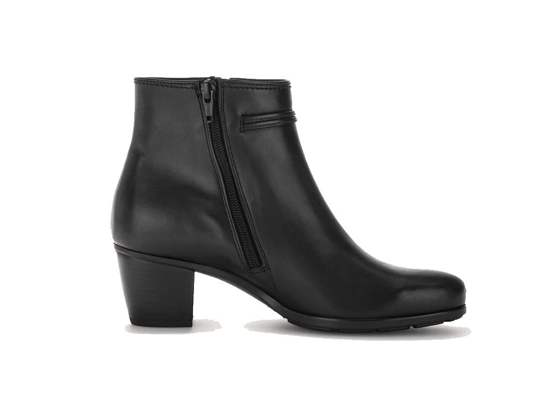 '75.522.27' women's ankle boot - black