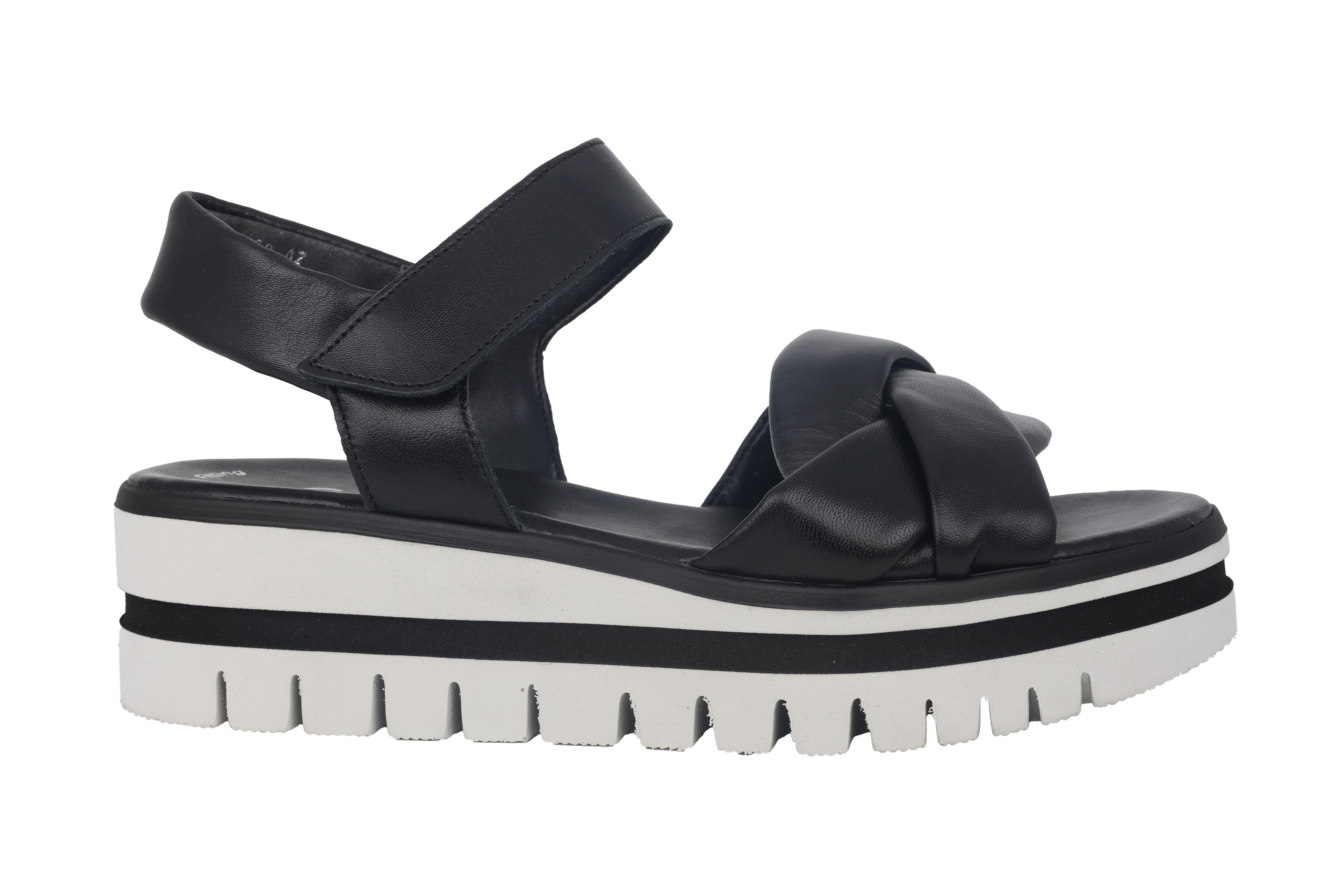 '24.622.27' women's sandal - black