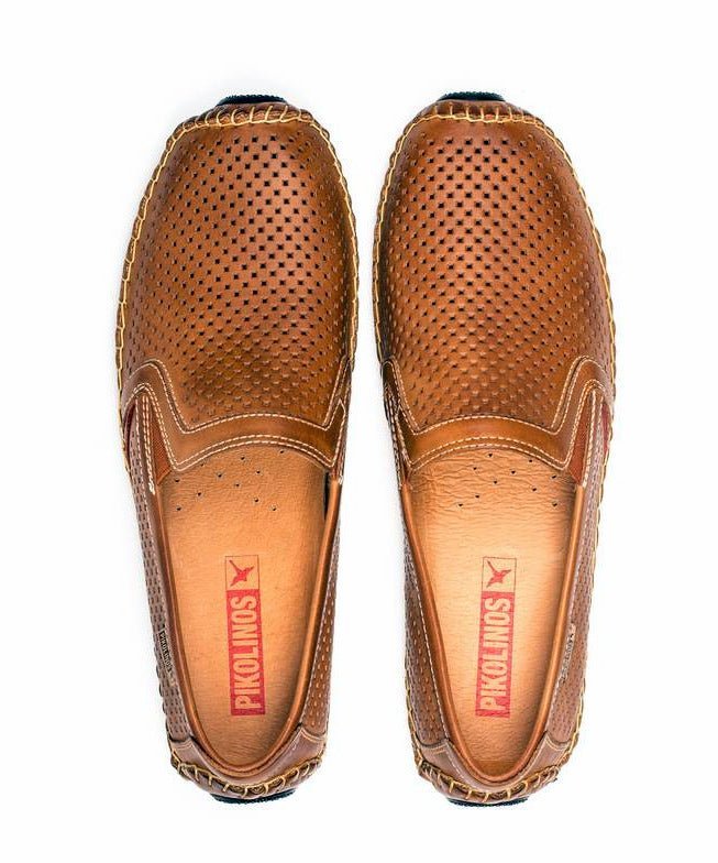 Mocassino traforato da uomo 'Jerez' - Marrone - ChaplinshoesMocassino traforato da uomo 'Jerez' - MarronePikolinos