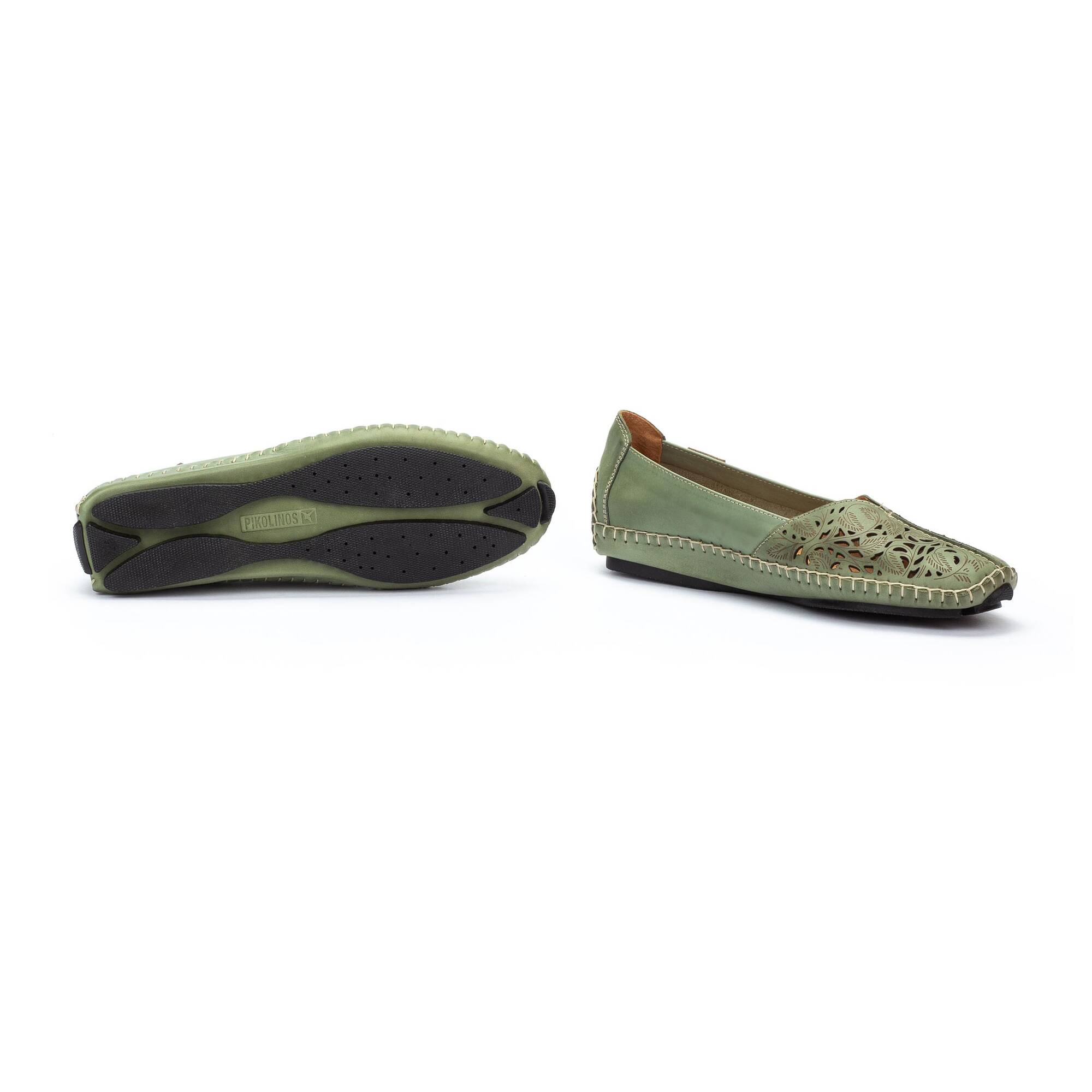 Mocasín perforado para mujer 'Jerez' - verde - ChaplinshoesMocasín de mujer 'Jerez' perforado - verdePikolinos
