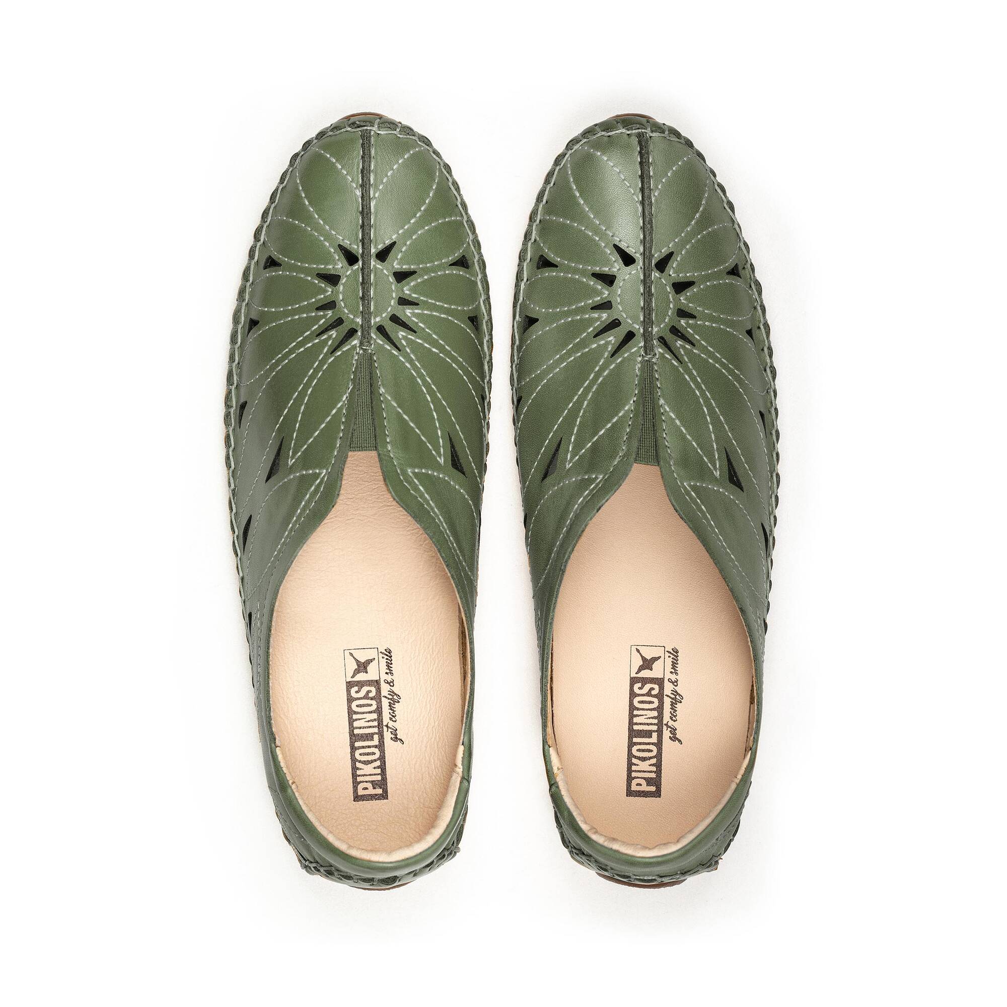 Mocasín de verano para mujer perforado 'Jerez' - verde - Chaplinshoes'Jerez' mocasín de verano perforado para mujer - verdePikolinos