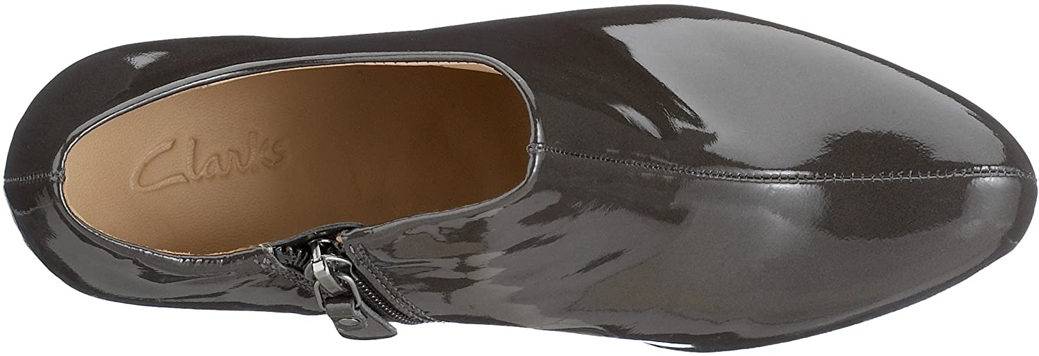 'Lion Cub' women's boot pump - Grey patent - Chaplinshoes'Lion Cub' women's boot pump - Grey patentClarks