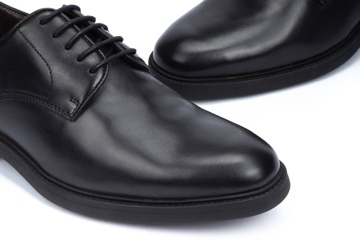 Zapato de vestir con cordones para hombre 'LORCA' - Negro - ChaplinshoesZapato de vestir con cordones para hombre 'LORCA' - NegroPikolinos
