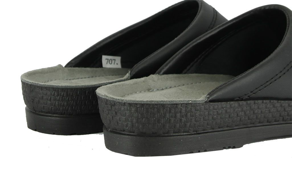 Zuecos de hombre 'Nuestadt' de corte ancho (H) - Negro - ChaplinshoesZuecos de hombre de corte ancho (H) 'Nuestadt' - NegroRohde