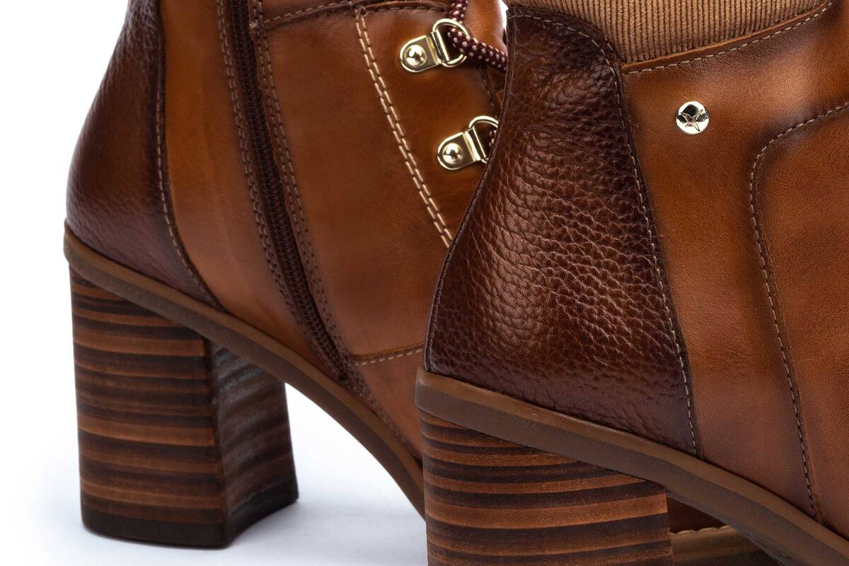 Botas de mujer 'Pompeya W7S' - Marrón - ChaplinshoesBotas de mujer 'Pompeya W7S' - MarrónPikolinos