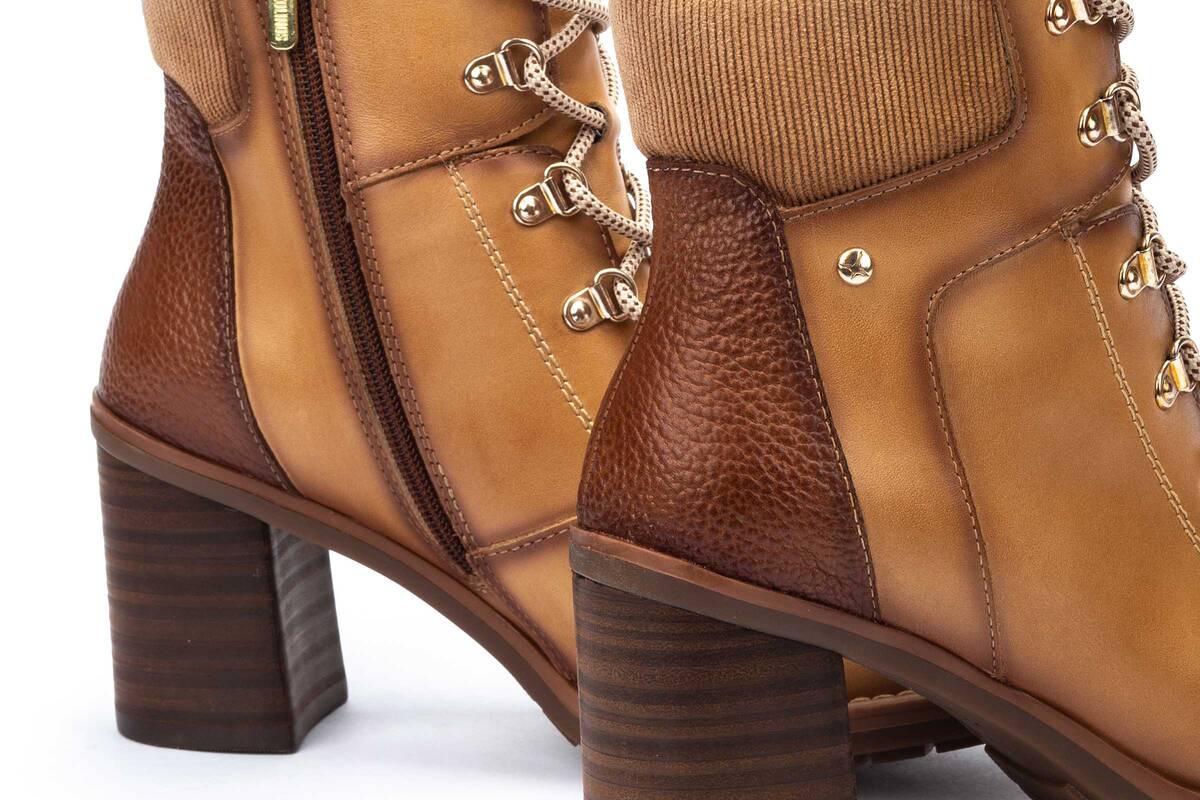 Botín mujer 'Pompeya' - Marrón almendra - ChaplinshoesBotín de mujer 'Pompeya' - Marrón almendra Pikolinos