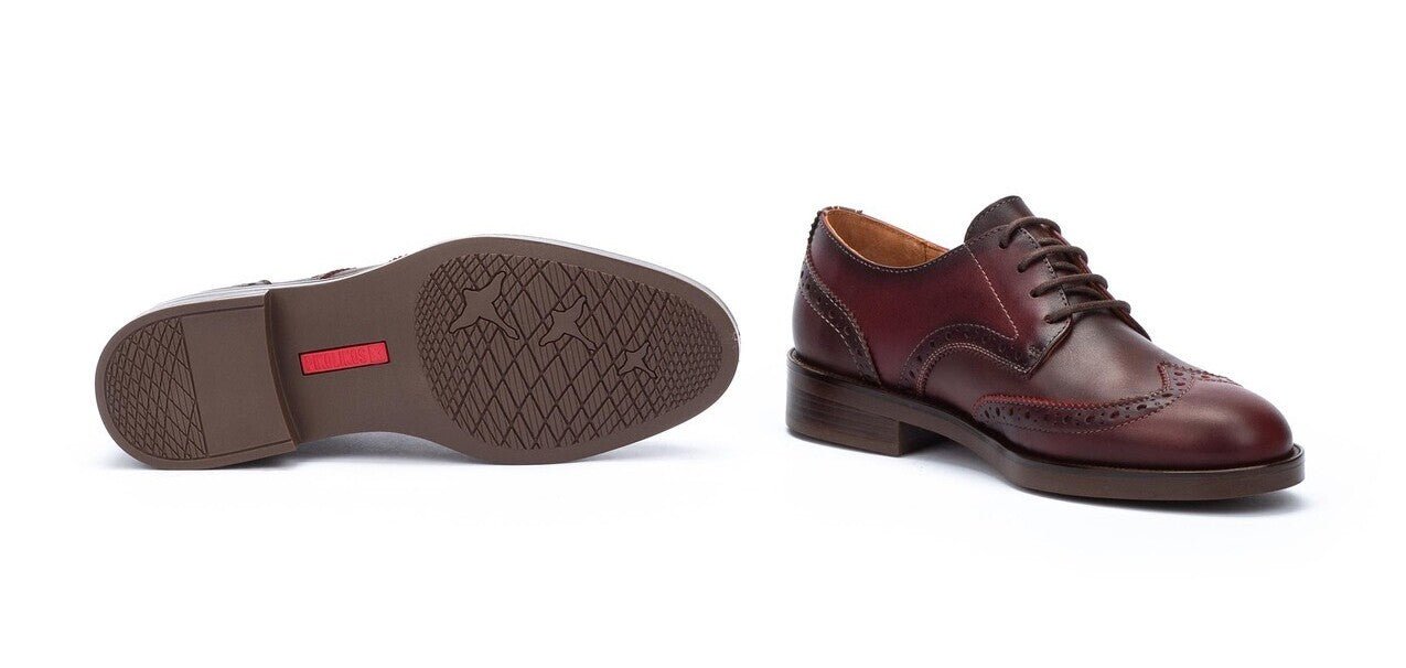 Zapato con cordones para mujer 'Puertollano' - Rojo - ChaplinshoesZapato con cordones para mujer 'Puertollano' - RojoPikolinos