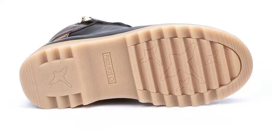 Stivale da donna 'Vigo' - Nero - ChaplinshoesStivale da donna 'Vigo' - NeroPikolinos