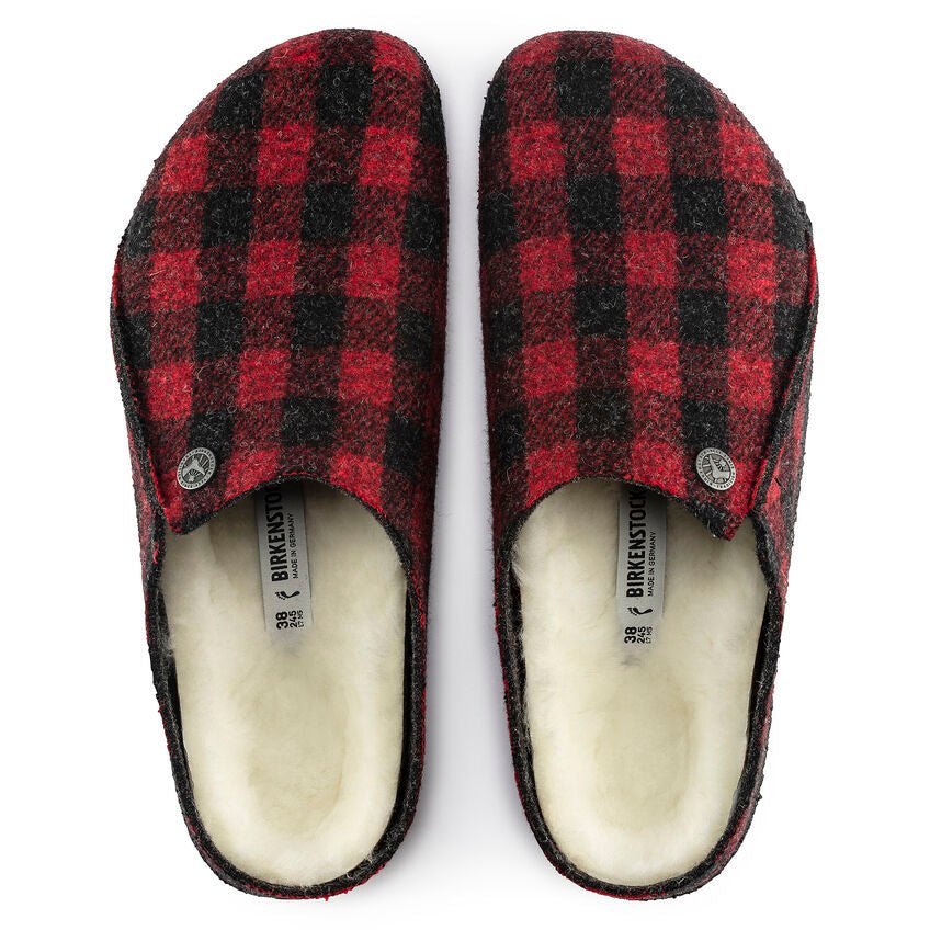 'Zermatt Rivet' men's home slippers - Red black combi - Chaplinshoes'Zermatt Rivet' men's home slippers - Red black combiBirkenstock
